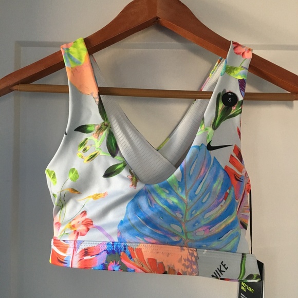 Nike Other - Nike Indy Women's Sports Bra Floral in size Small